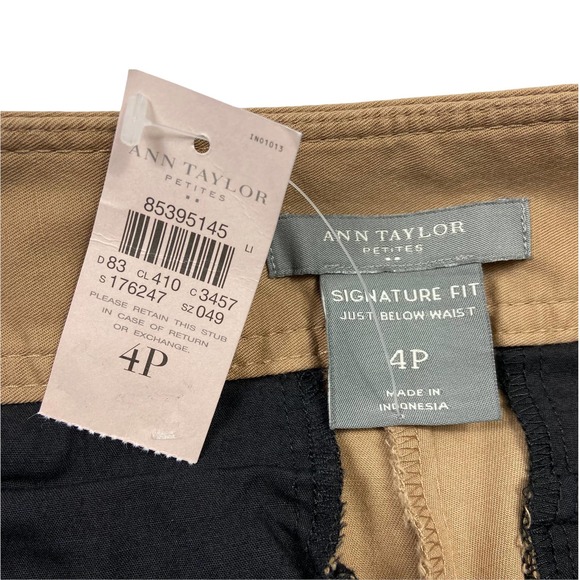 Ann Taylor Signature Fit Cropped Stretch Pants Size 4P - Picture 9 of 10